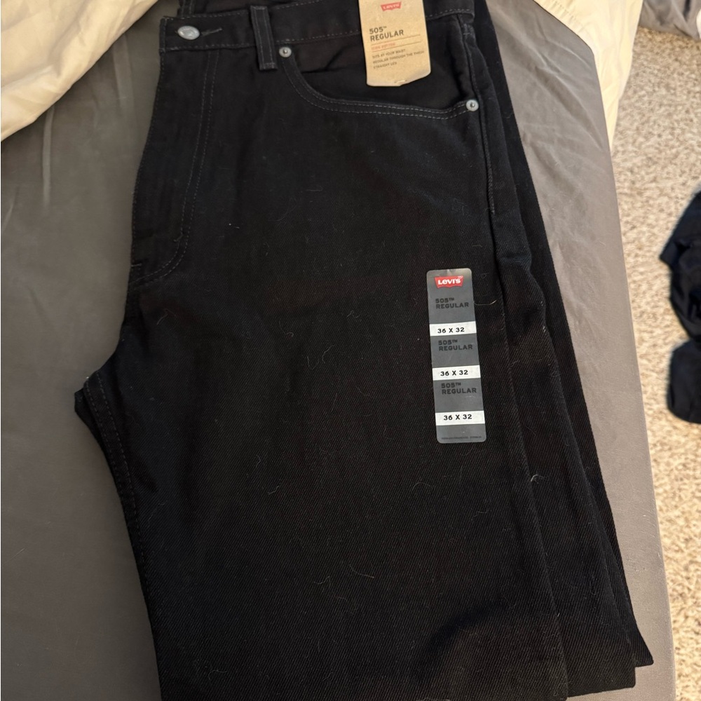 NWT Levi's Dark Denim 505 Regular Jeans
